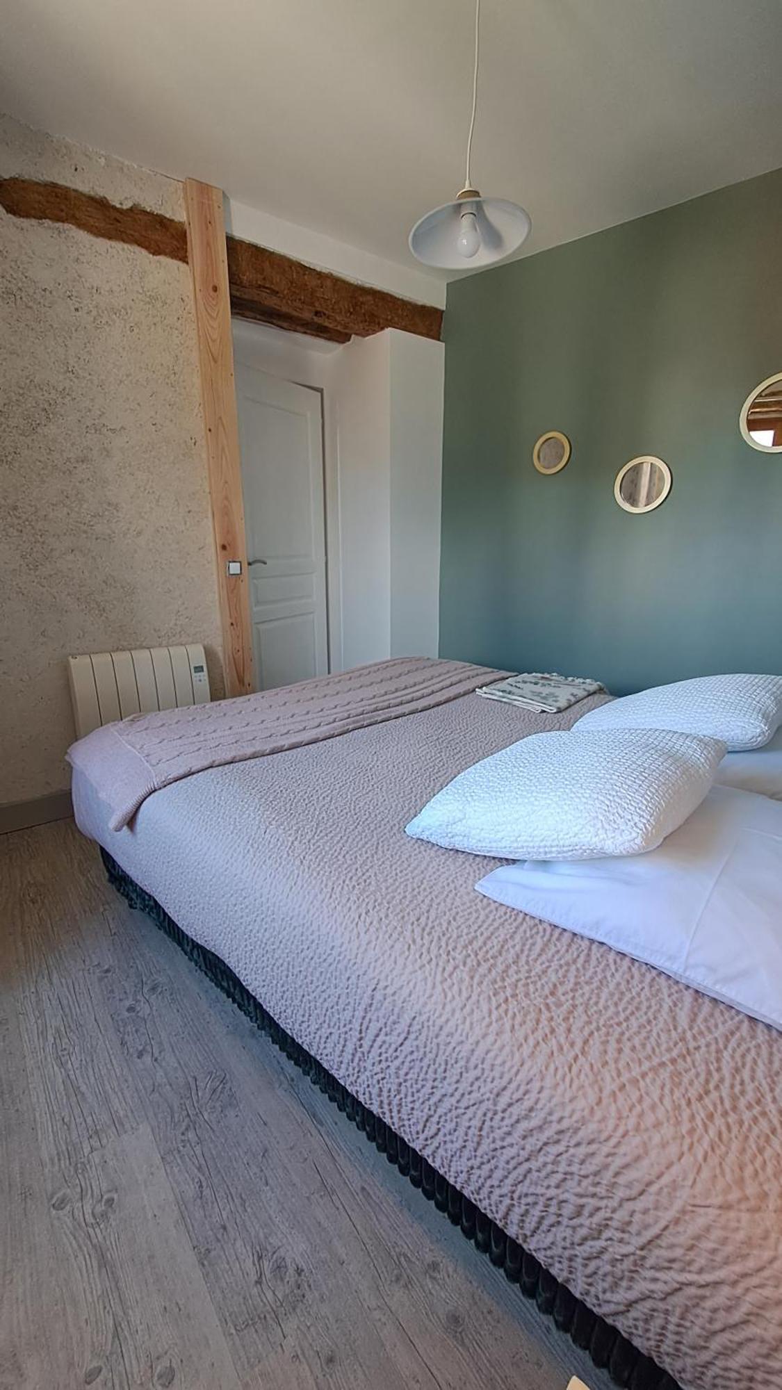 Апартаменти Chez Christine Et Fabrice Font-Romeu-Odeillo-Via Номер фото